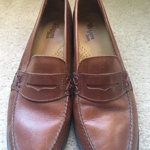 Bass Size 9 1/2 Penny Loafers